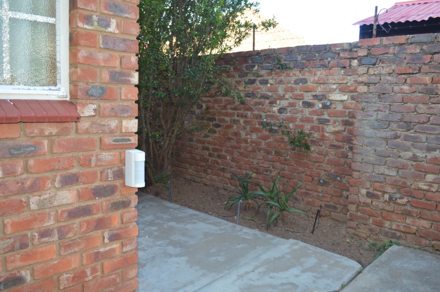 4 Bedroom Property for Sale in Flamwood North West